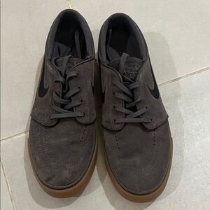 Nike Men's Dark Gray Suede Sneakers